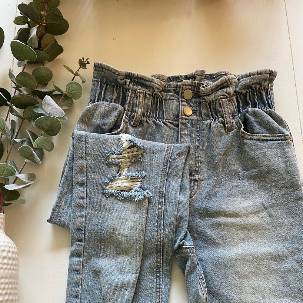 Stretch paper bag waist jeans!